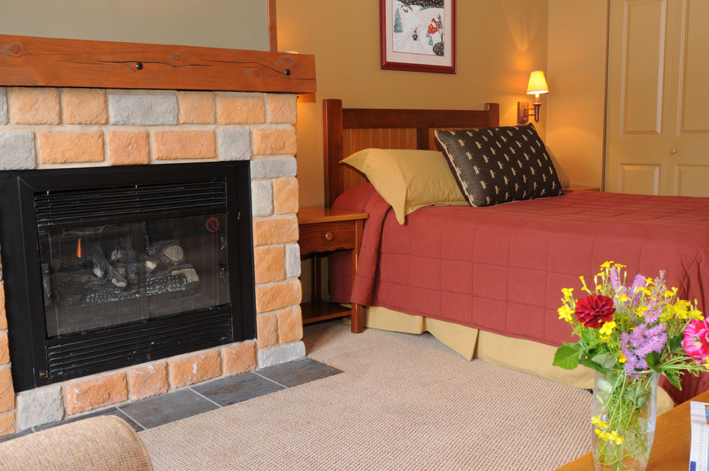 Tour Des Voyageurs Hotell Mont-Tremblant Exteriör bild